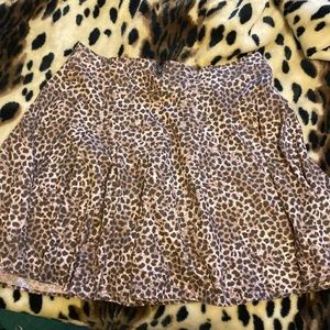 Torrid leopard skirt size 2X NWT